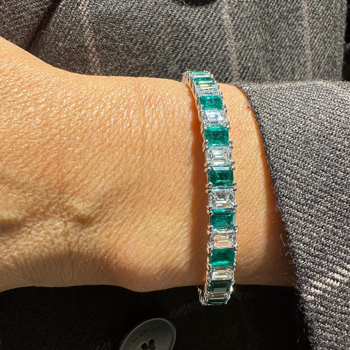 Bracciale Tennis Elastico Diamanti e Smeraldi