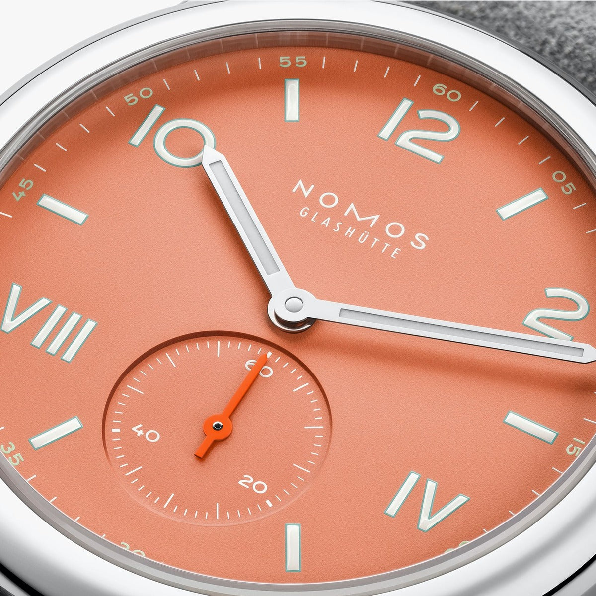 Club Campus cream coral