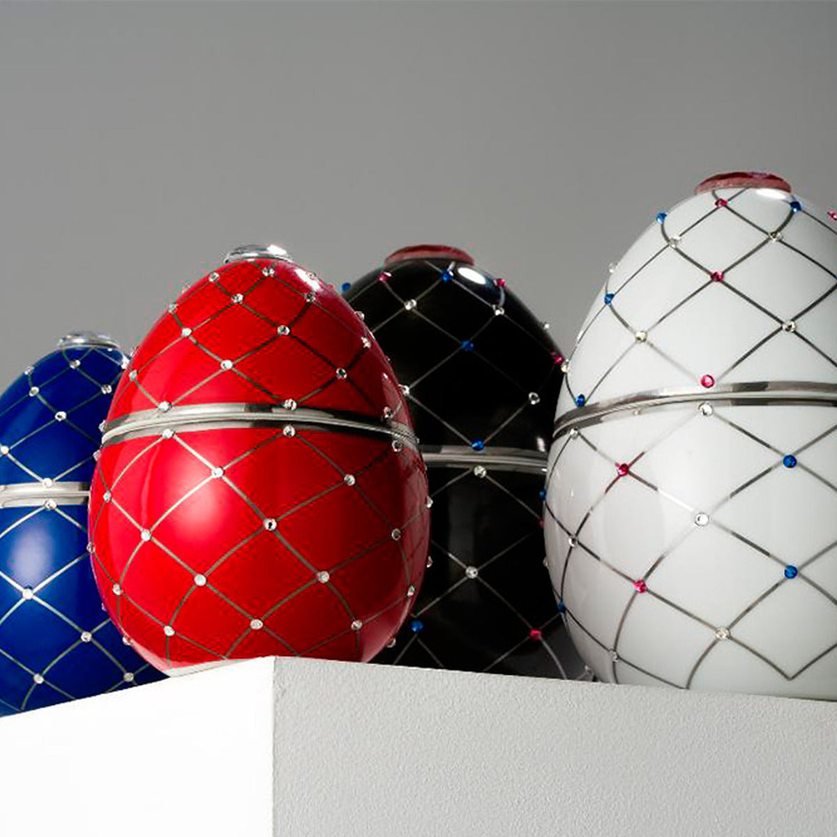 Candela Ladenac Uovo