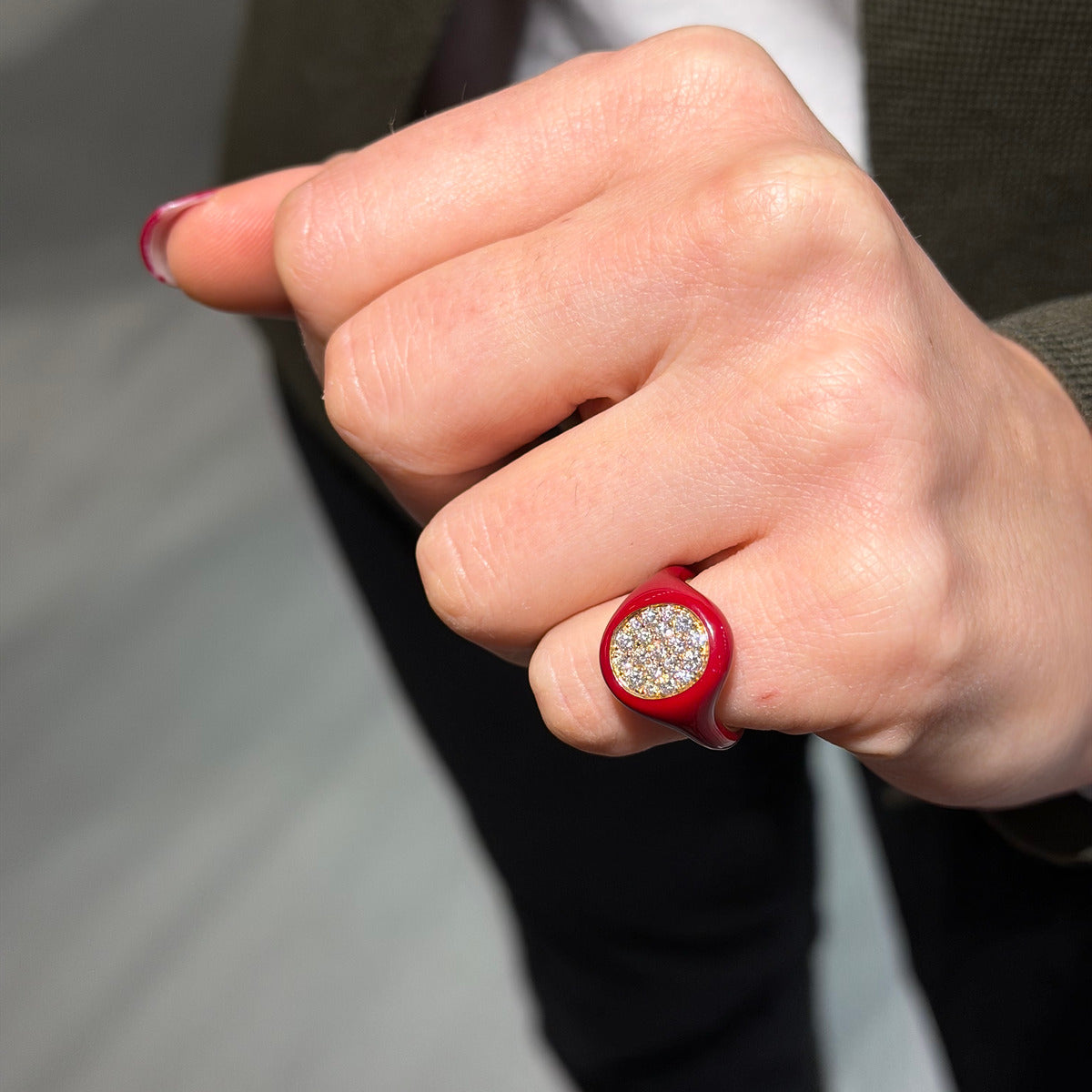 Anello Mignolo Smalto Rosso e Diamanti