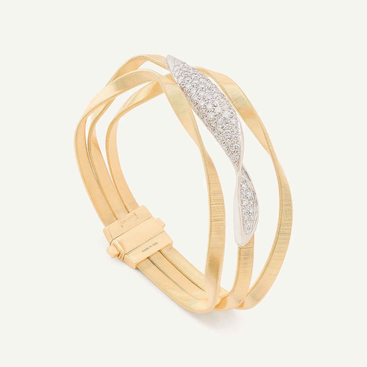 Bracciale in oro giallo con pavé di diamanti